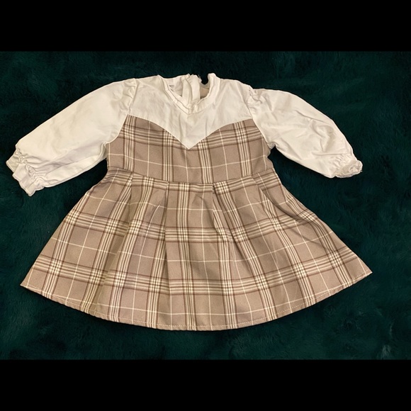 0-3 months| worn once for photoshoot| 10/10 condition - Picture 2 of 2